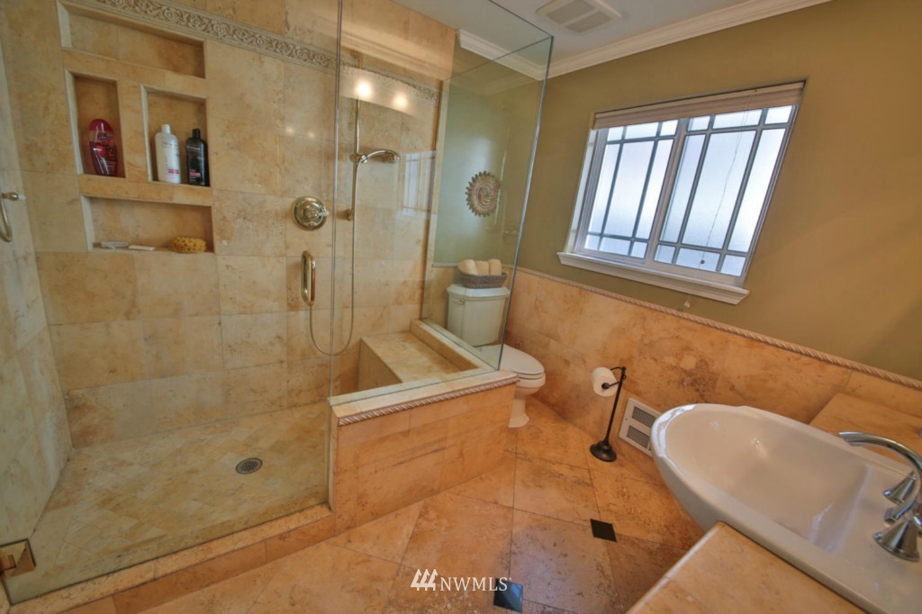 911 Walnut Street Edmonds, WA 98020 - Photo 21 of 24 Gallery Image 21