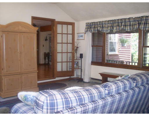 15 Maple Hill Road Wrentham, MA 02093 - Photo 5 of 8 Gallery Image 5