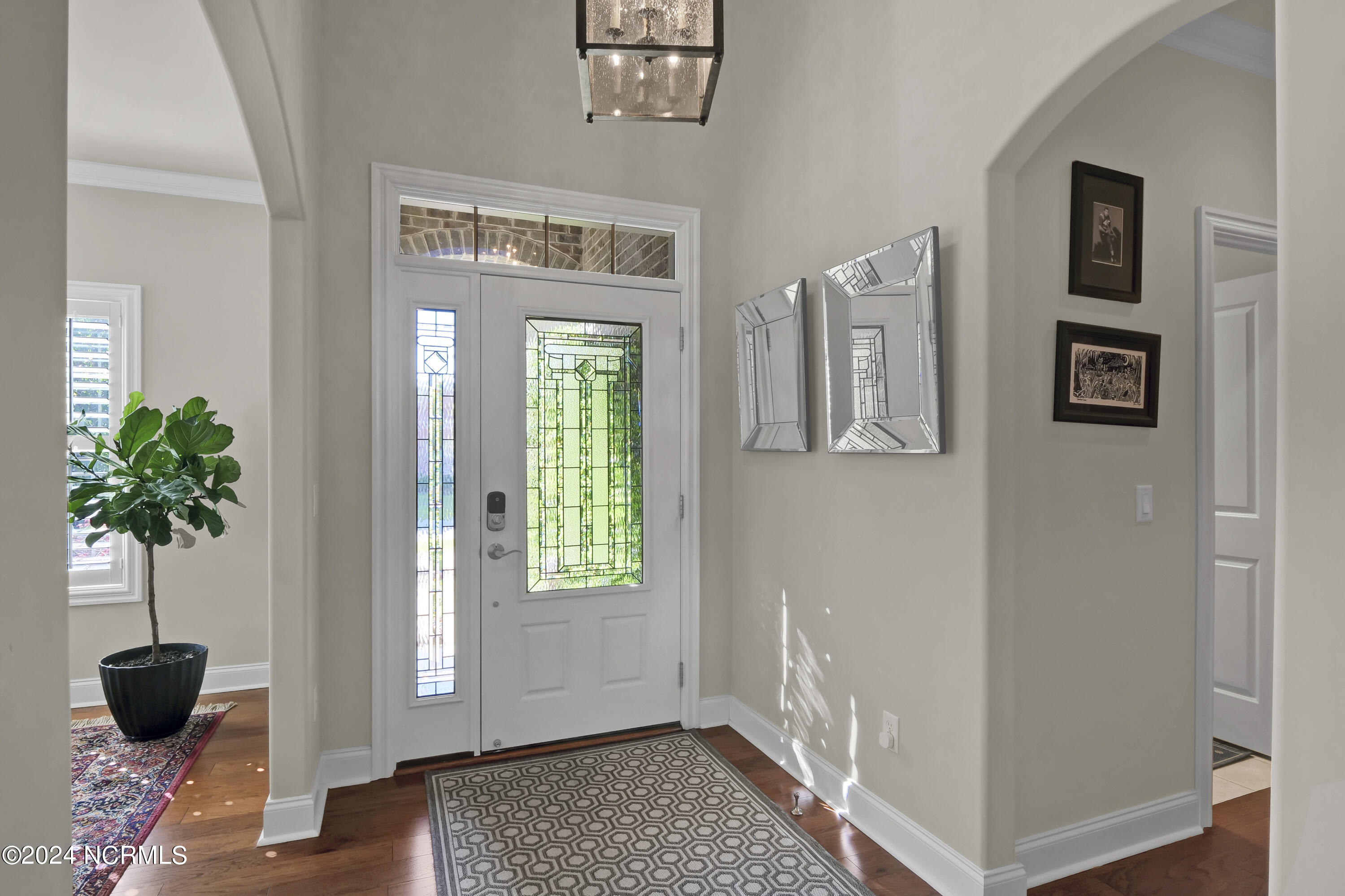 7113 Trailmark Road Wilmington, NC 28405 - Photo 7 of 40 ELEGANT FOYER!