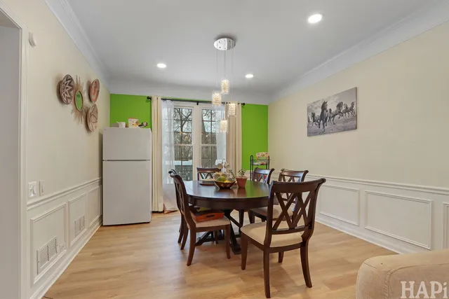 $529,999 | 1121 Williamsburg Circle, Grayslake, IL 60030