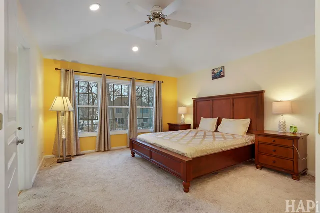 $529,999 | 1121 Williamsburg Circle, Grayslake, IL 60030