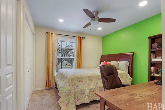 $529,999 | 1121 Williamsburg Circle, Grayslake, IL 60030