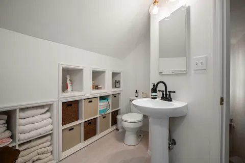 $599,900 | 1124 Sunnymeade Drive, Nashville, TN 37216