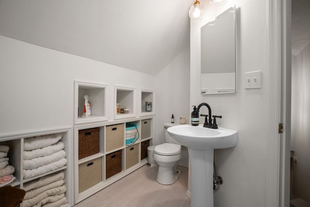 $599,900 | 1124 Sunnymeade Drive, Nashville, TN 37216