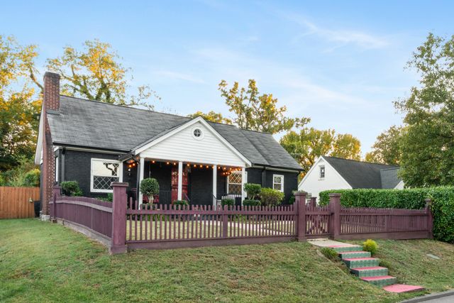 $599,900 | 1124 Sunnymeade Drive, Nashville, TN 37216