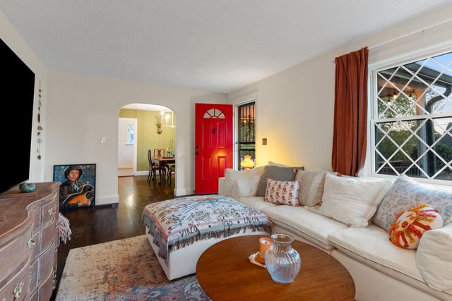 $599,900 | 1124 Sunnymeade Drive, Nashville, TN 37216