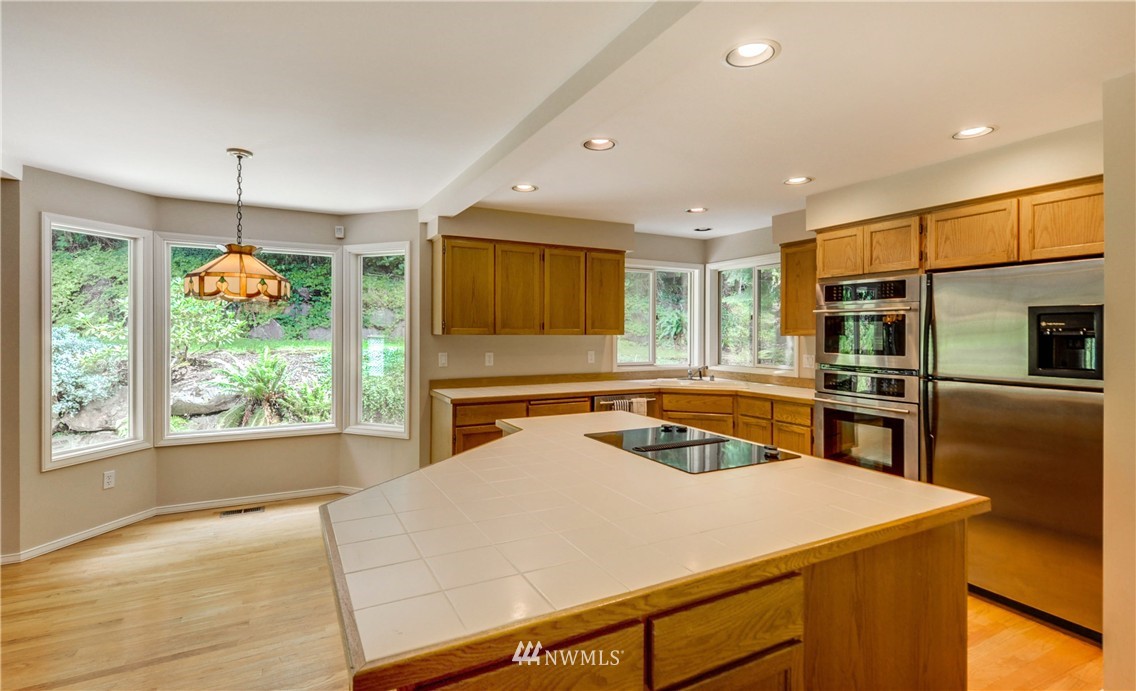 10415 Northeast 152nd Place Bothell, WA 98011 - Photo 12 of 25 Gallery Image 12