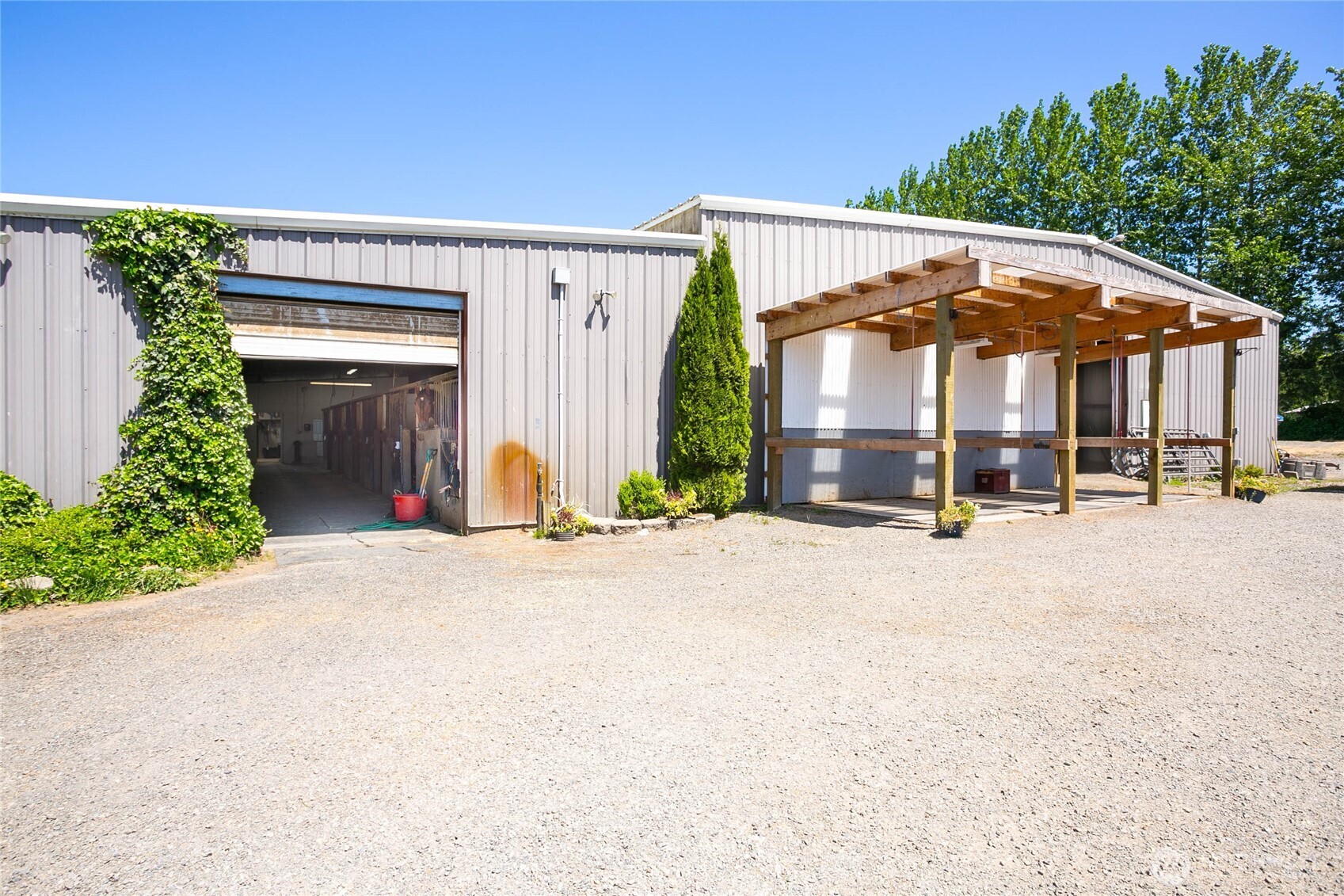 2176 Burk Road Blaine, WA 98230 - Photo 20 of 40