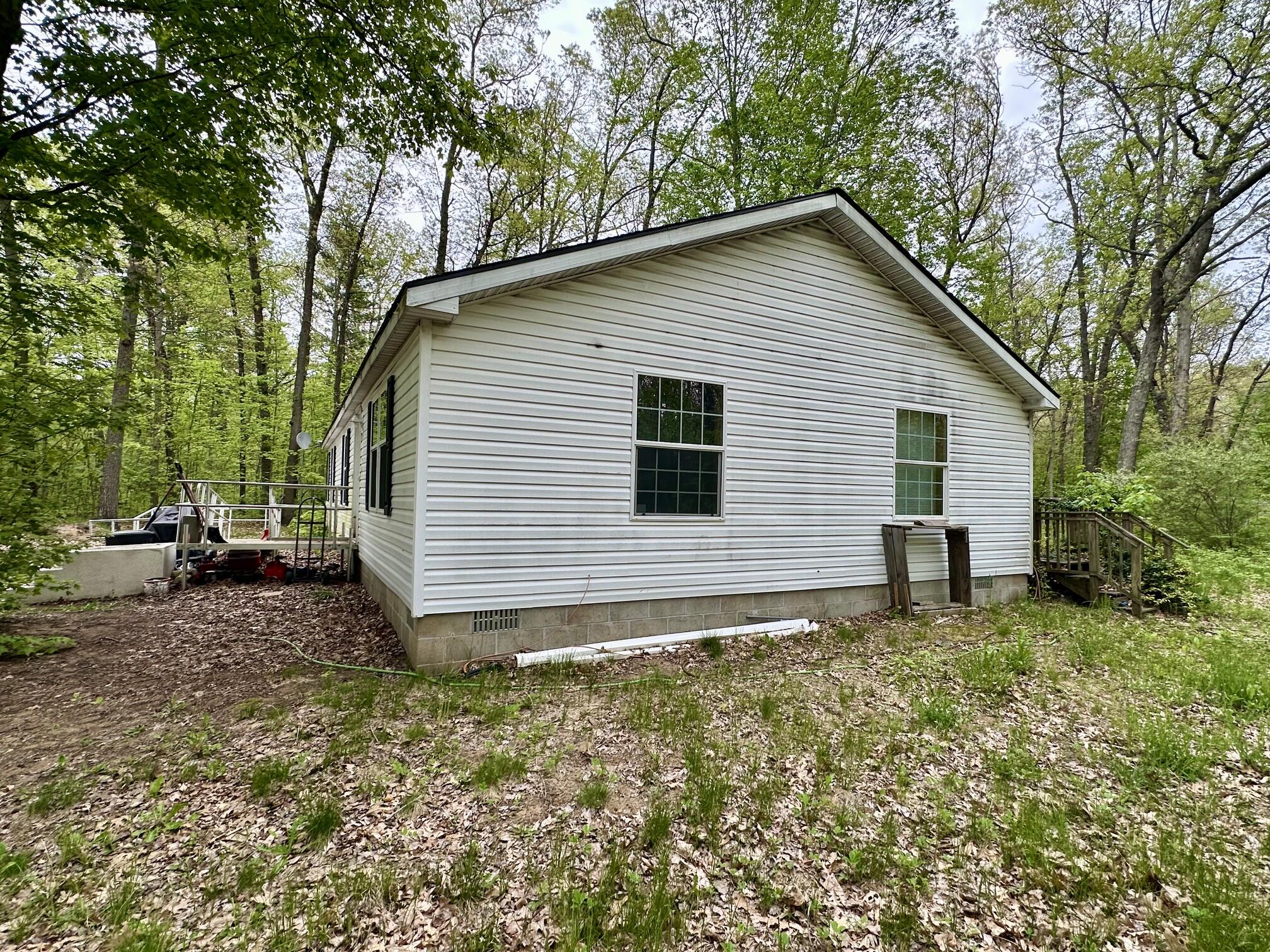 7127 Wever Road Fountain, MI 49410 - Photo 5 of 23 IMG_7135