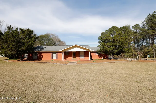 $269,900 | 20 McKenzie Road, Tylertown, MS 39667