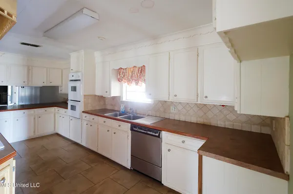 $269,900 | 20 McKenzie Road, Tylertown, MS 39667