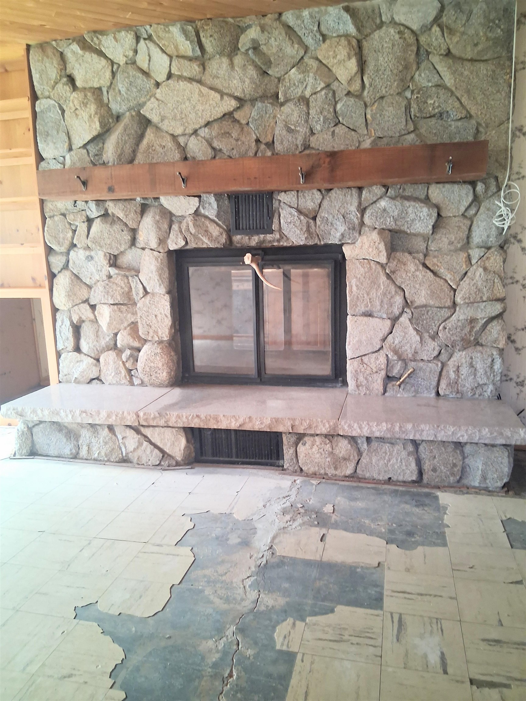 1983 River Road Fruita, CO 81521 - Photo 29 of 31 a view of a entryway in front of house