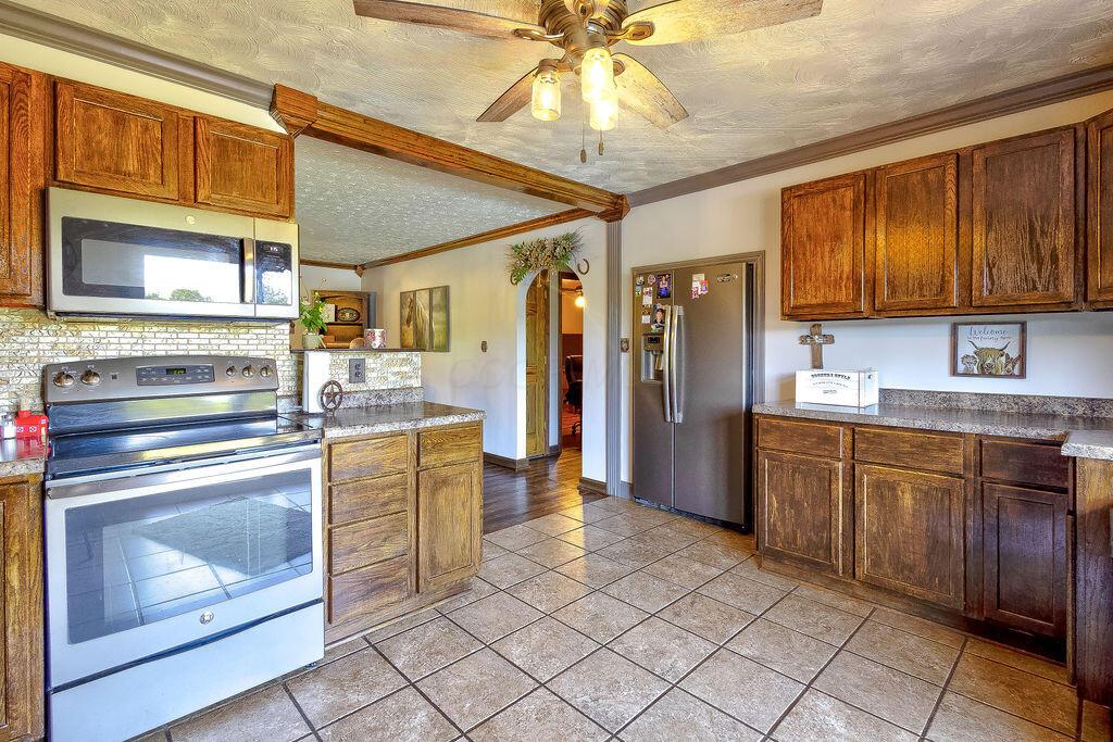 6949 Ramey Road Centerburg, OH 43011 - Photo 4 of 50 1-4