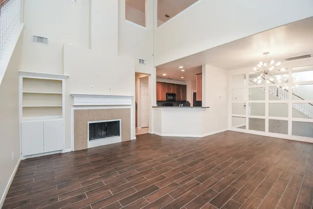 $2,000 | 7542 Autumn Sun Drive, Houston, TX 77083