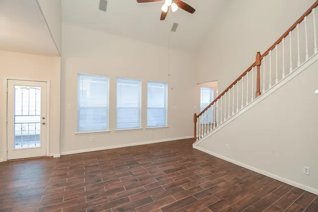 $2,000 | 7542 Autumn Sun Drive, Houston, TX 77083