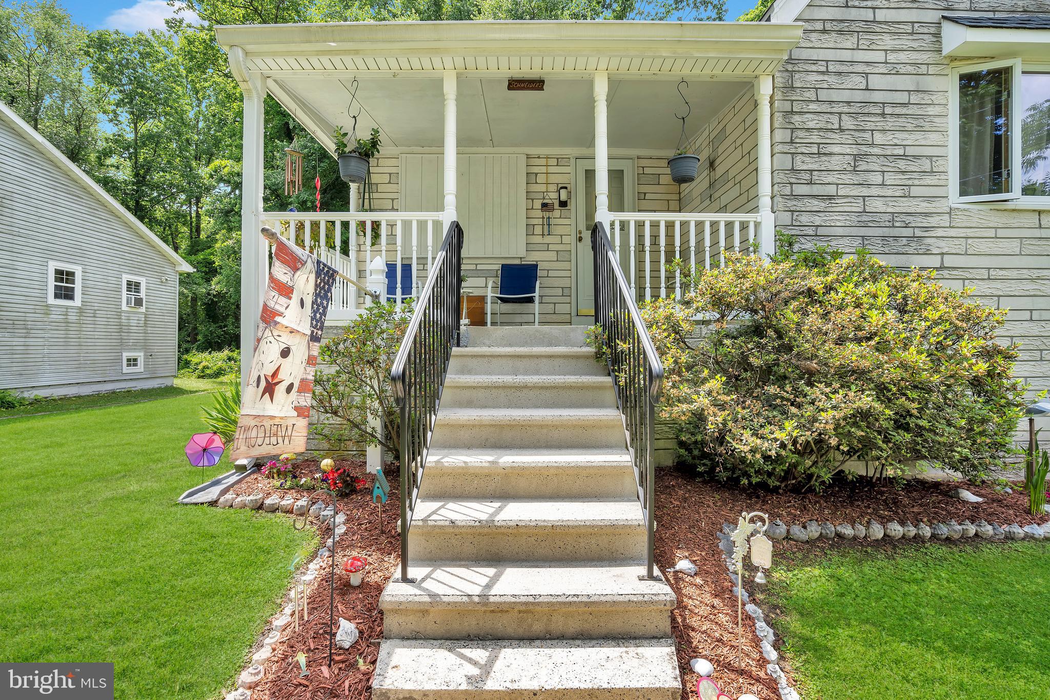 139 Manor Road Gibbsboro, NJ 08026 - Photo 3 of 34
