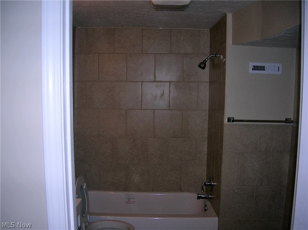 699 Garnette Road Akron, OH 44313 - Photo 12 of 27