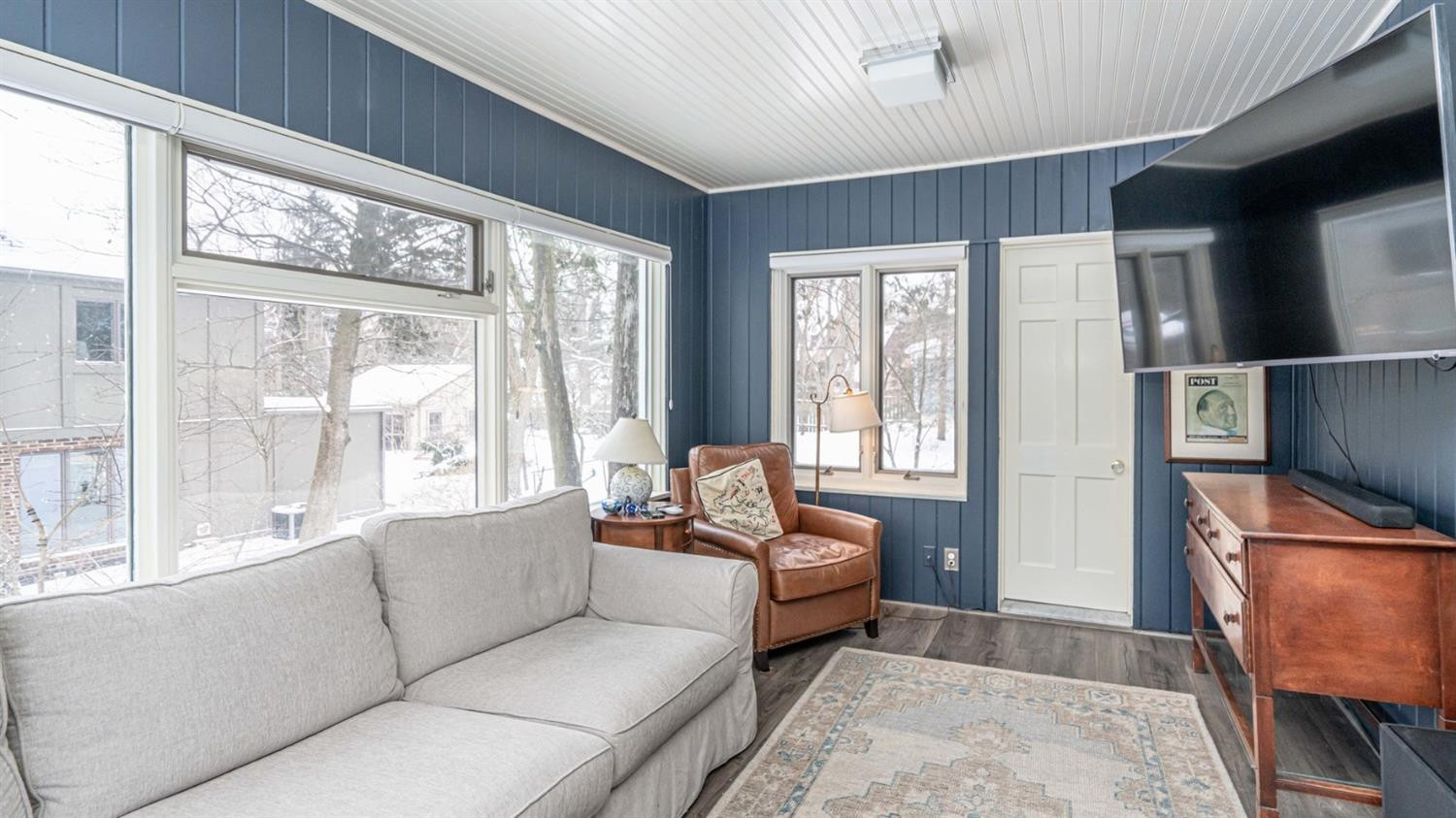 2110 Devonshire Road Ann Arbor, MI 48104 - Photo 39 of 96 Photo 40