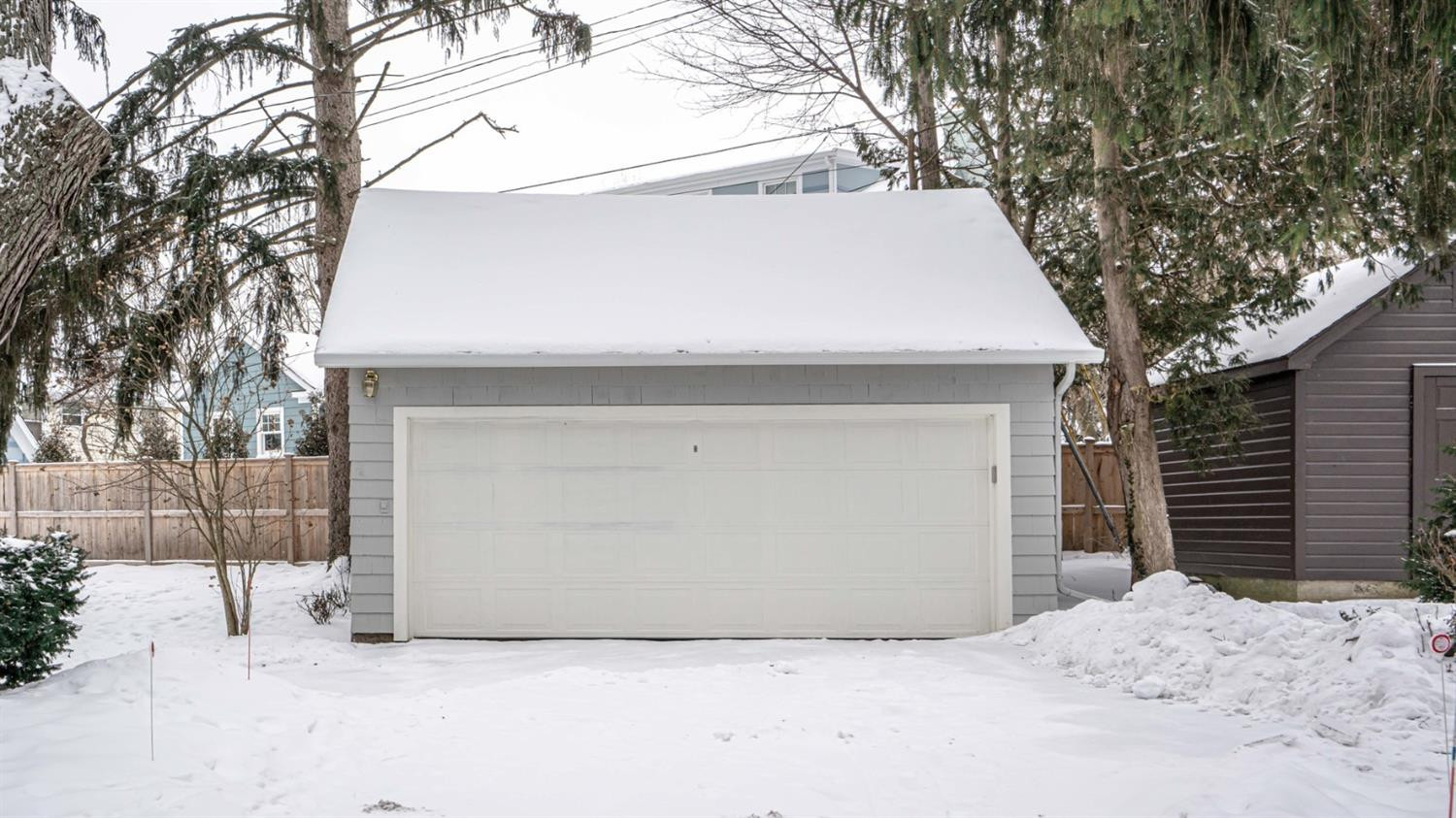 2110 Devonshire Road Ann Arbor, MI 48104 - Photo 10 of 96 Photo 11