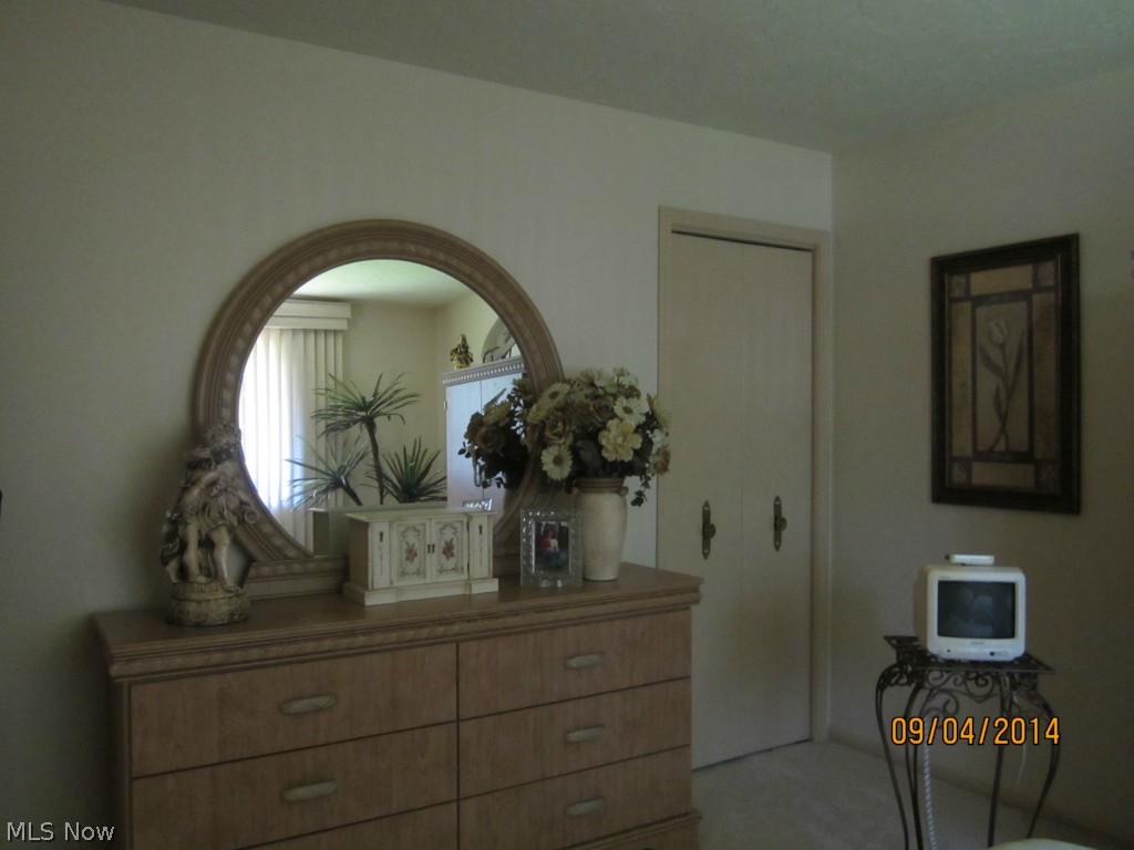 13000 Milo Road Cleveland, OH 44125 - Photo 7 of 11