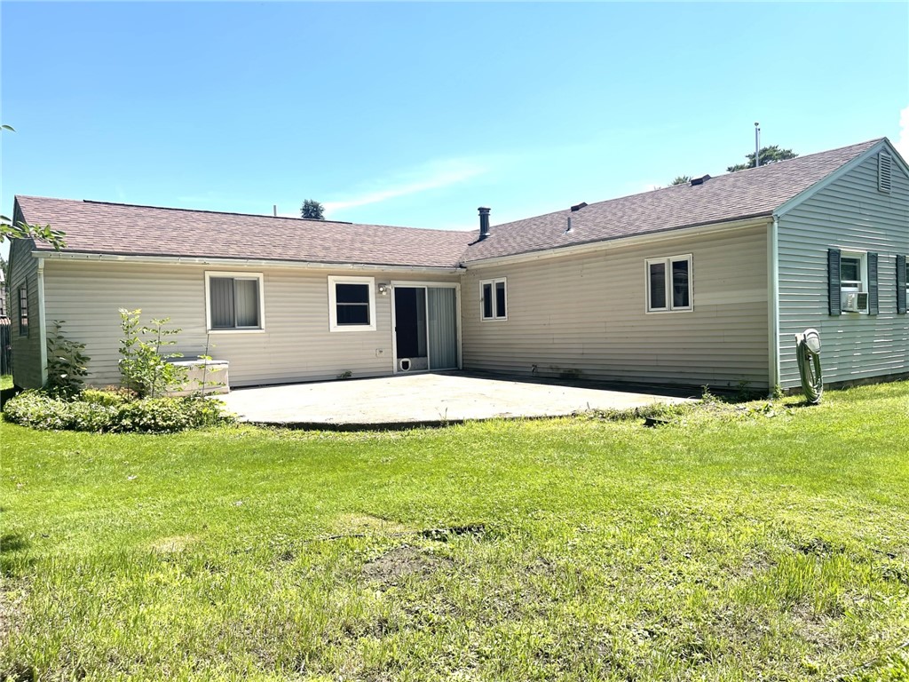 2163 Lake Road Ontario, NY 14519 - Photo 4 of 17