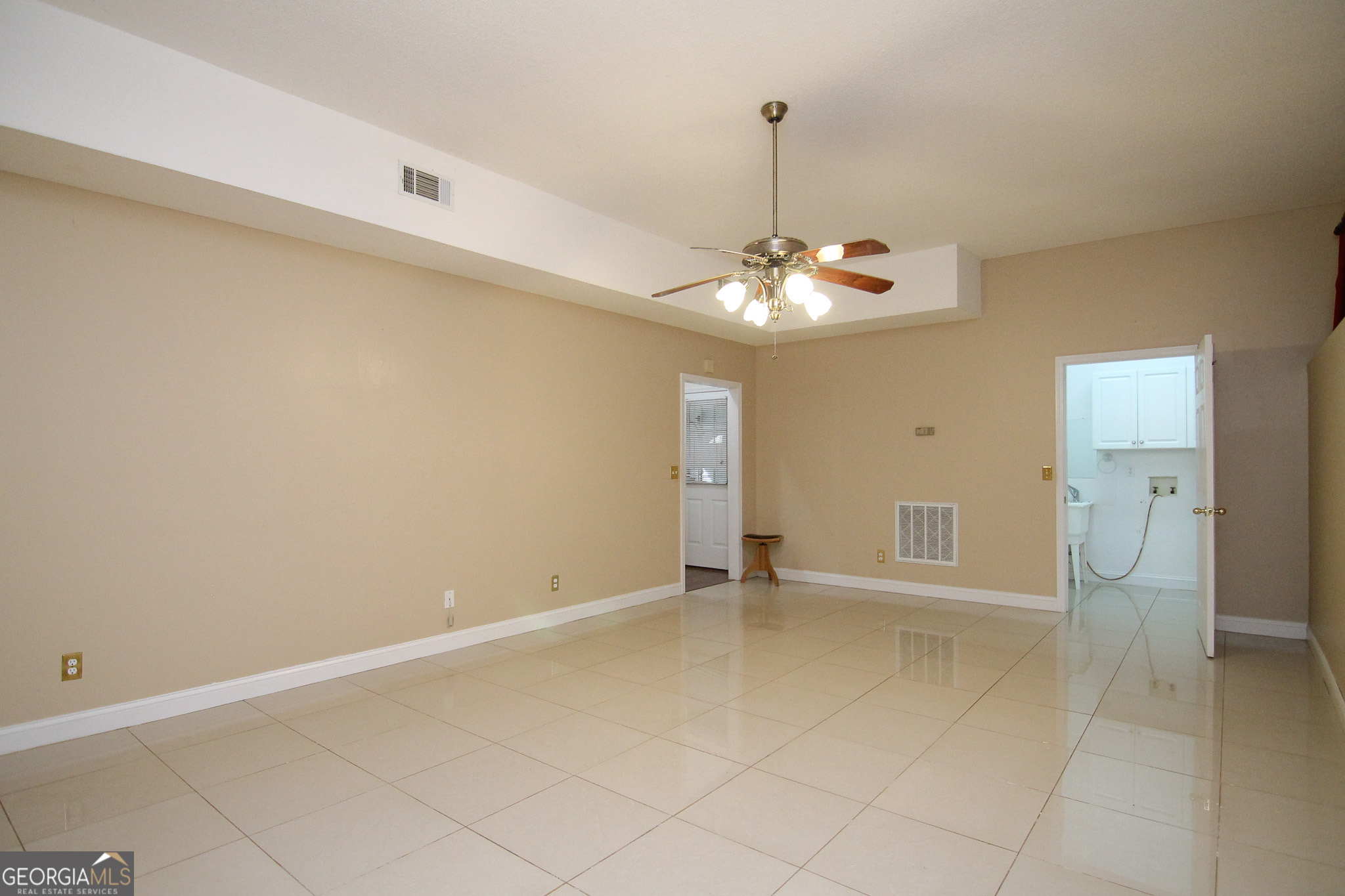 111 Maple Glen Centerville, GA 31028 - Photo 28 of 35 a view of an empty room and a bathroom