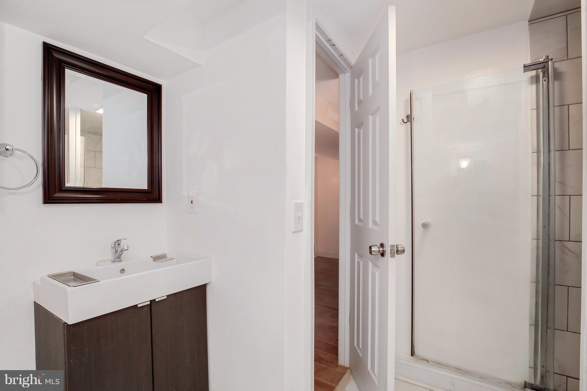 35 V Street Northeast Washington, DC 20002 - Photo 27 of 30 Bath