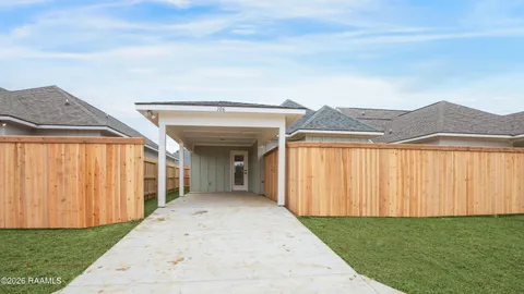 $209,999 | 106 Ridgedale Alley, Scott, LA 70583