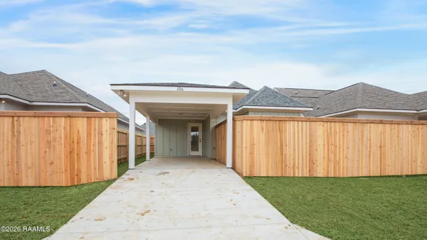 $209,999 | 106 Ridgedale Alley, Scott, LA 70583