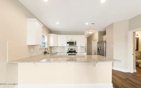 $209,999 | 106 Ridgedale Alley, Scott, LA 70583