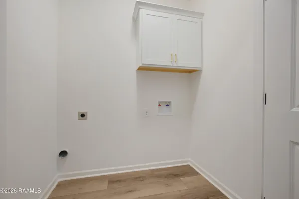 $209,999 | 106 Ridgedale Alley, Scott, LA 70583