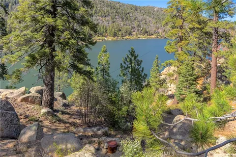$625,000 | 65 Big Bear Boulevard, Big Bear Lake, CA 92305