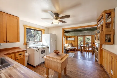 $625,000 | 65 Big Bear Boulevard, Big Bear Lake, CA 92305