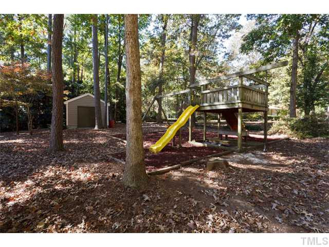 1605 Su John Road Raleigh, NC 27607 - Photo 24 of 25 Back Yard