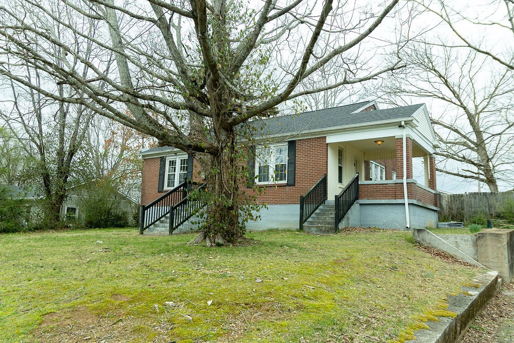 420 High Street Dickson, TN 37055 - Photo 5 of 48