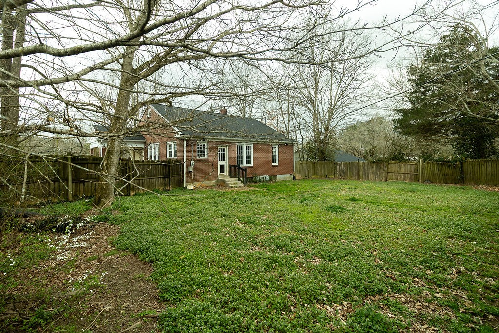 420 High Street Dickson, TN 37055 - Photo 9 of 48