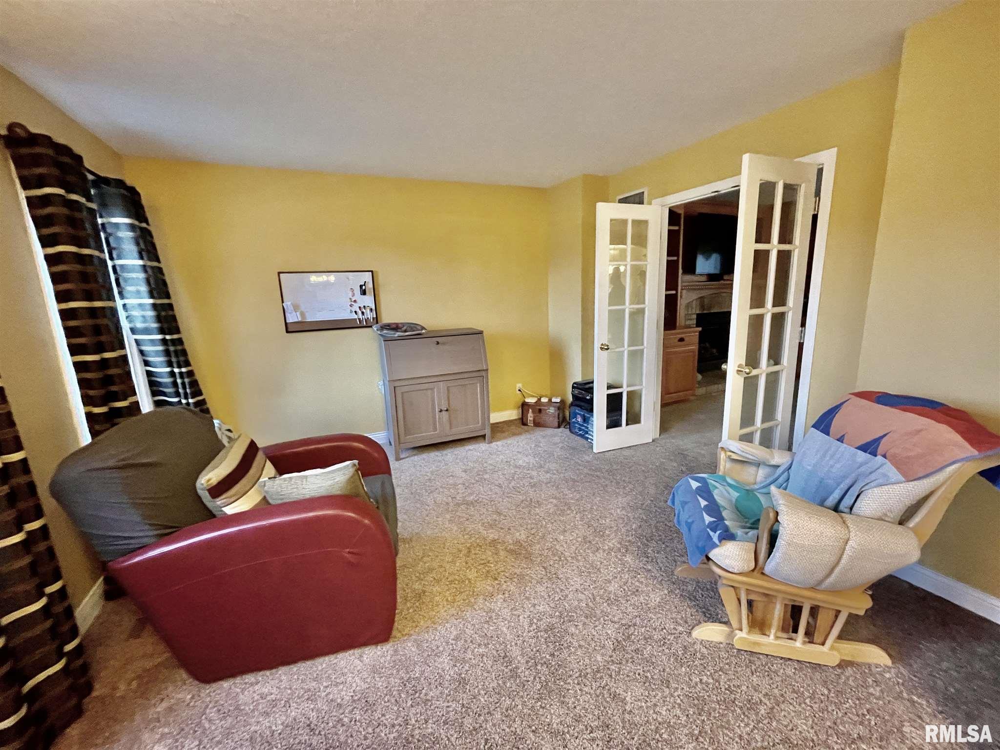 5017 White Post Road Bettendorf, IA 52722 - Photo 21 of 25