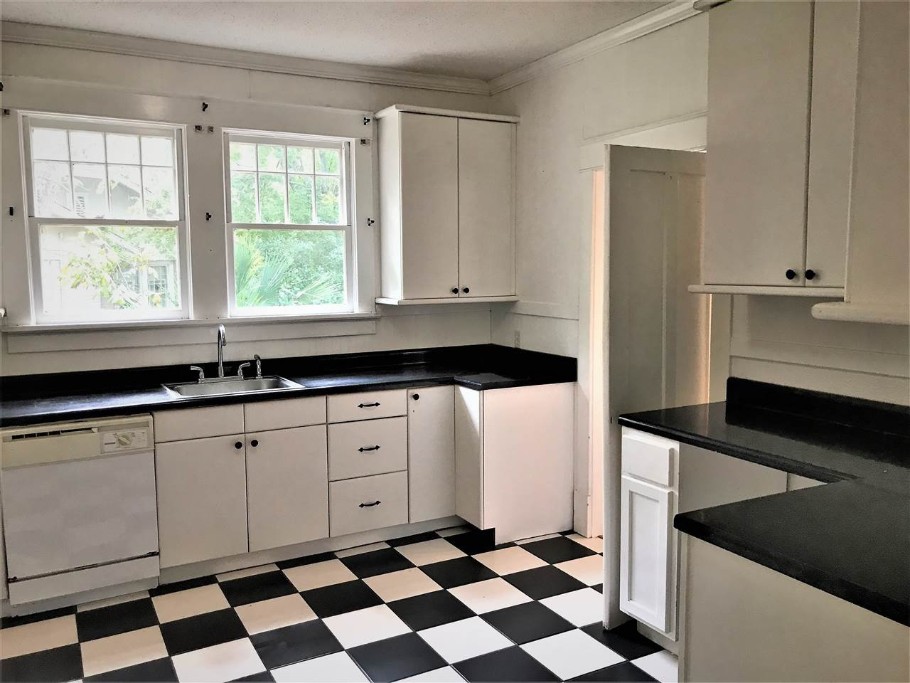 1016 Harding Street Jackson, MS 39202 - Photo 9 of 17 Photo 9