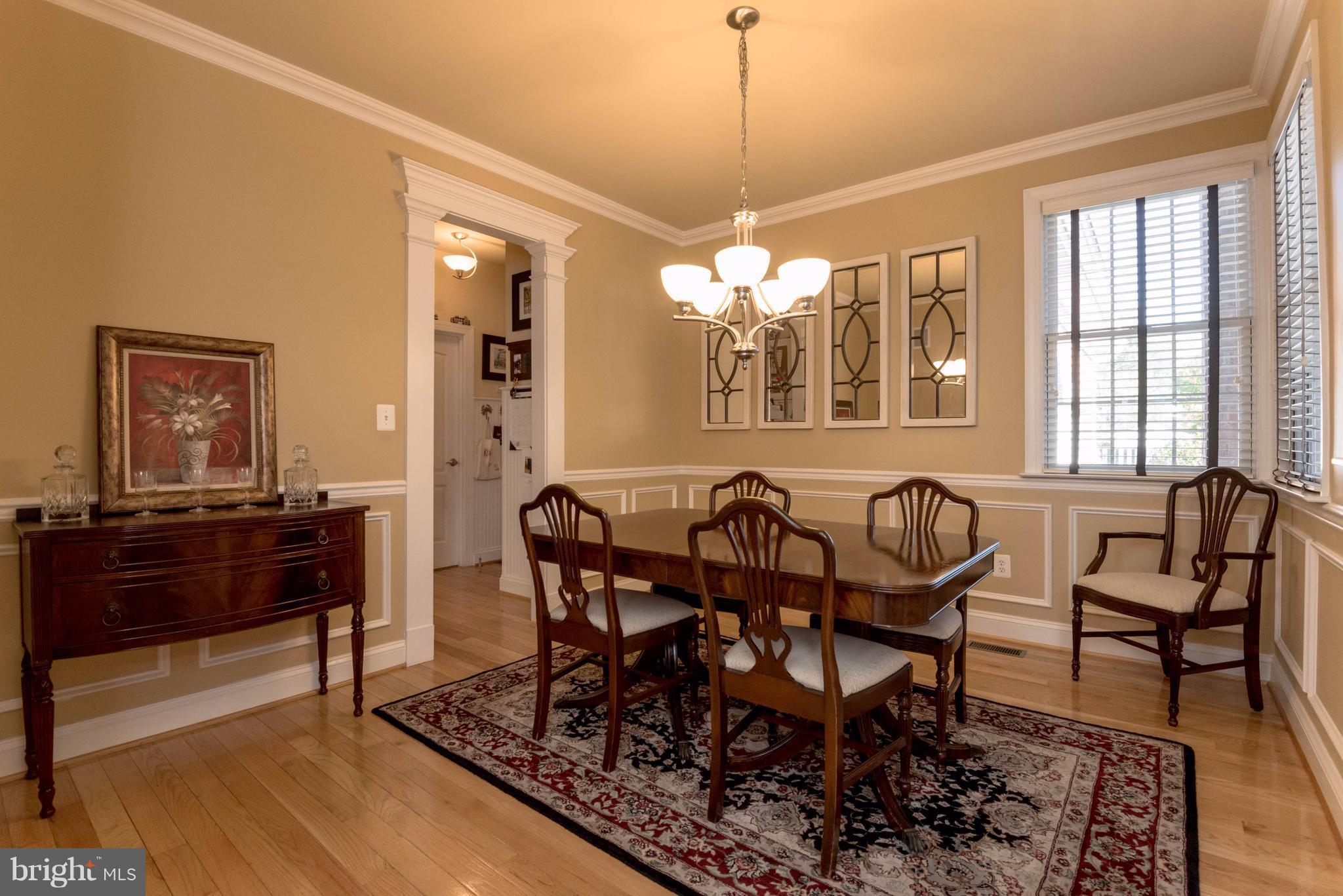 7740 West Shore Road Pasadena, MD 21122 - Photo 17 of 30 Spacious Formal Dining Room