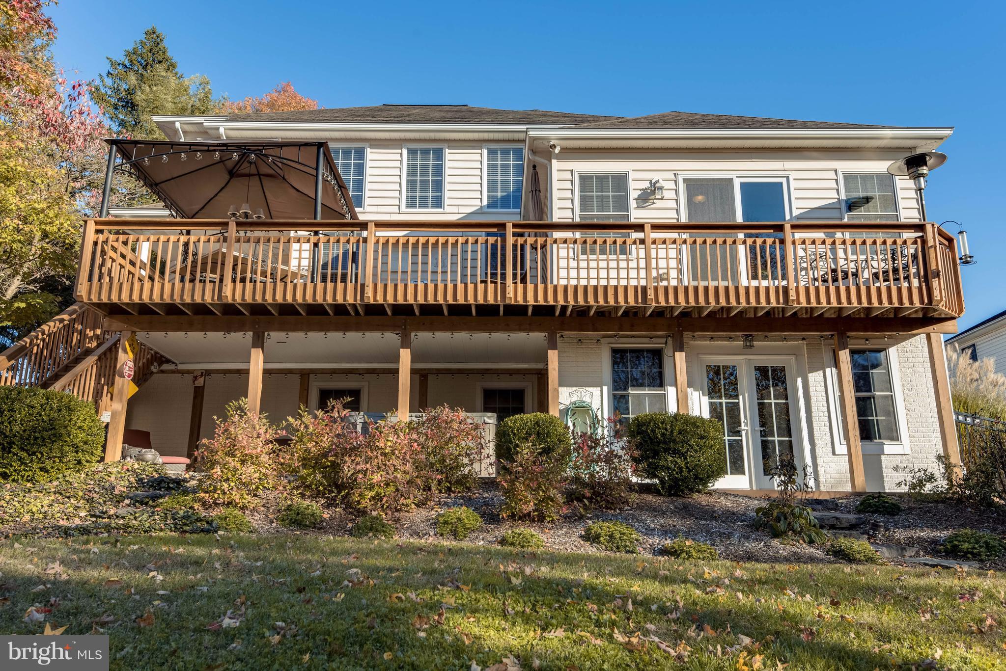 7740 West Shore Road Pasadena, MD 21122 - Photo 3 of 30 Rear Deck and Patio