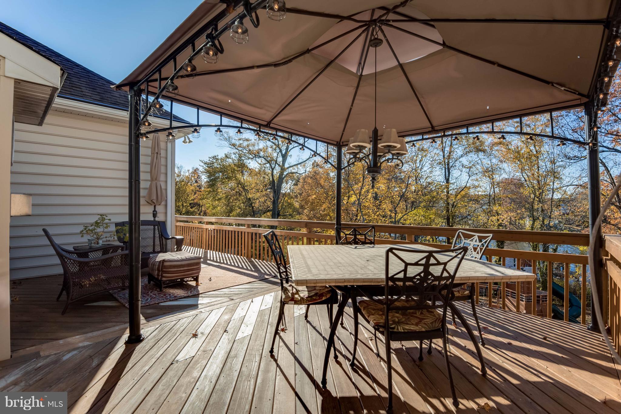 7740 West Shore Road Pasadena, MD 21122 - Photo 6 of 30 Great entertaining area overlooking the water