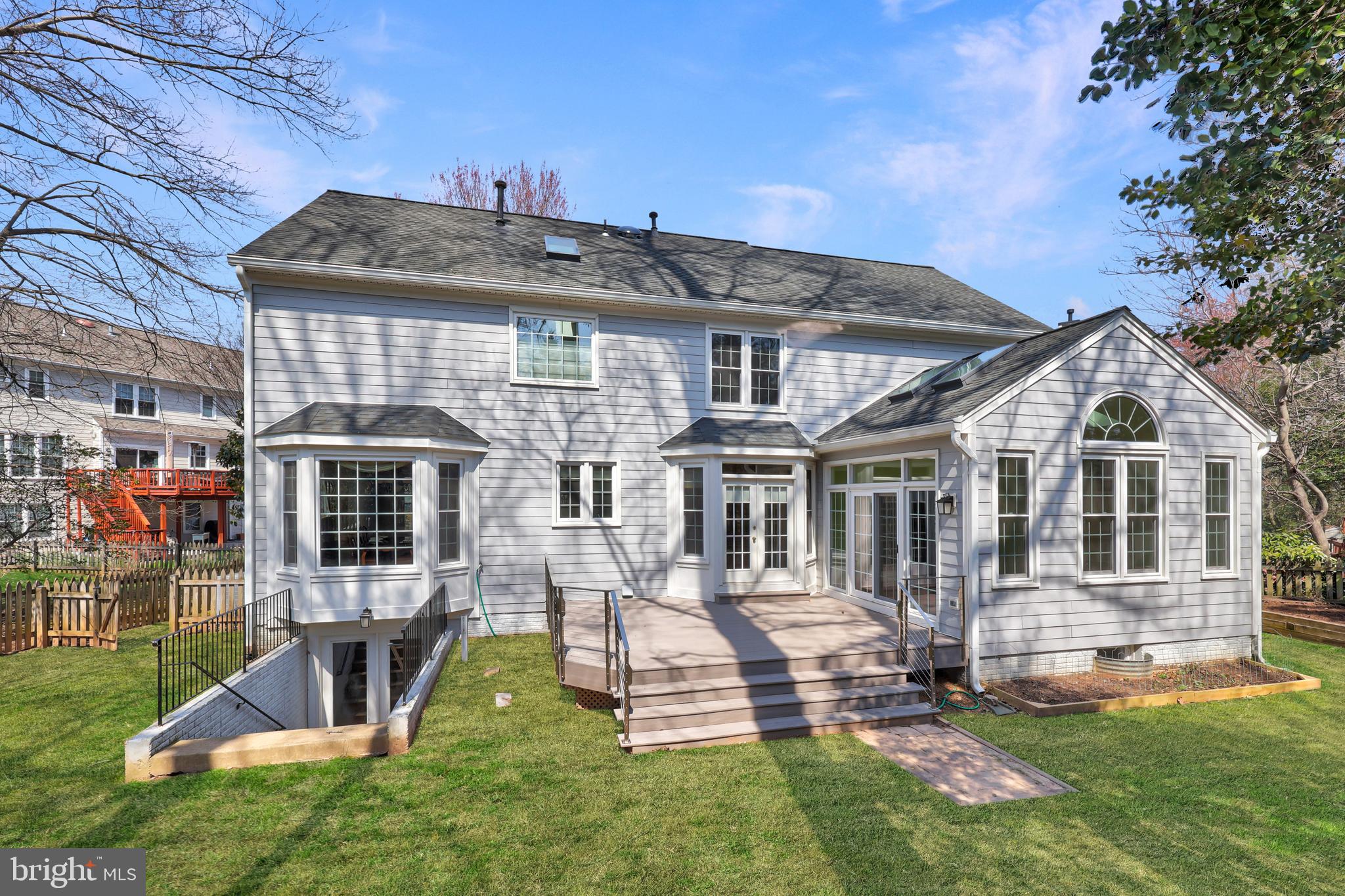 11405 Northwind Court Reston, VA 20194 - Photo 4 of 60 Rear exterior