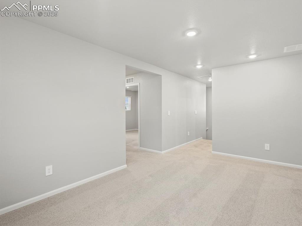 6786 Roundtail Way Colorado Springs, CO 80925 - Photo 13 of 24