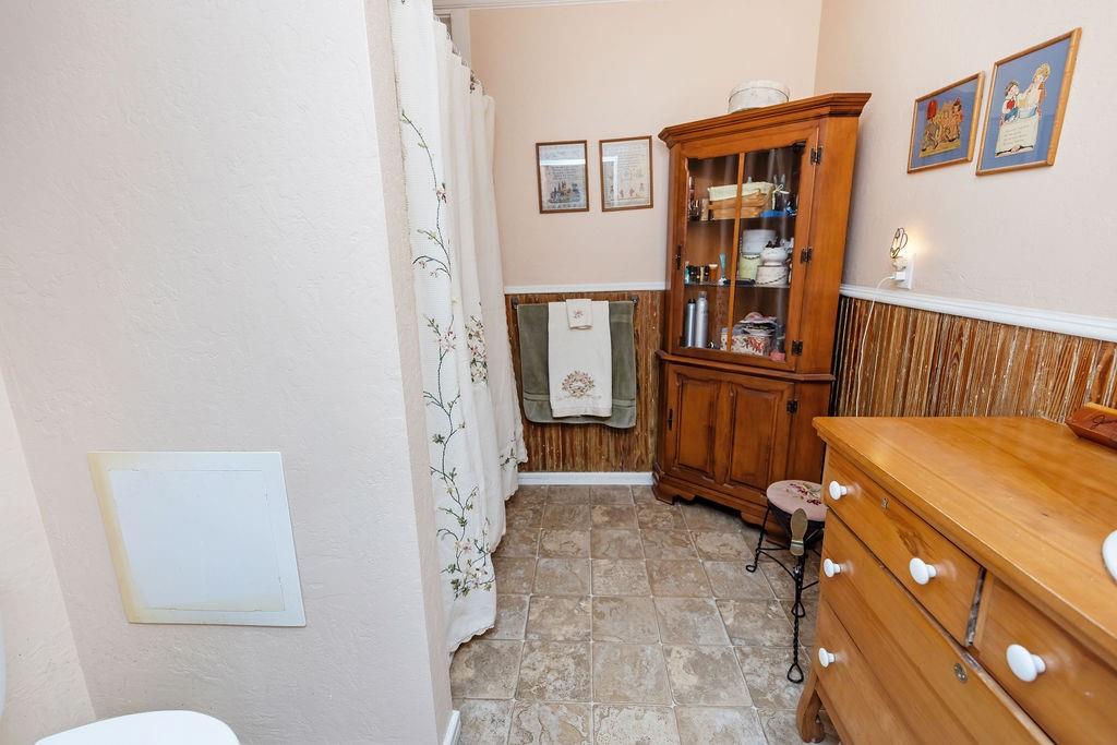 704 East Main Street Honey Grove, TX 75446 - Photo 27 of 38 a view of livingroom with furniture and windows