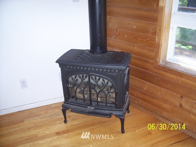 495 Beckett Point Road Port Townsend, WA 98368 - Photo 3 of 8 Gallery Image 3