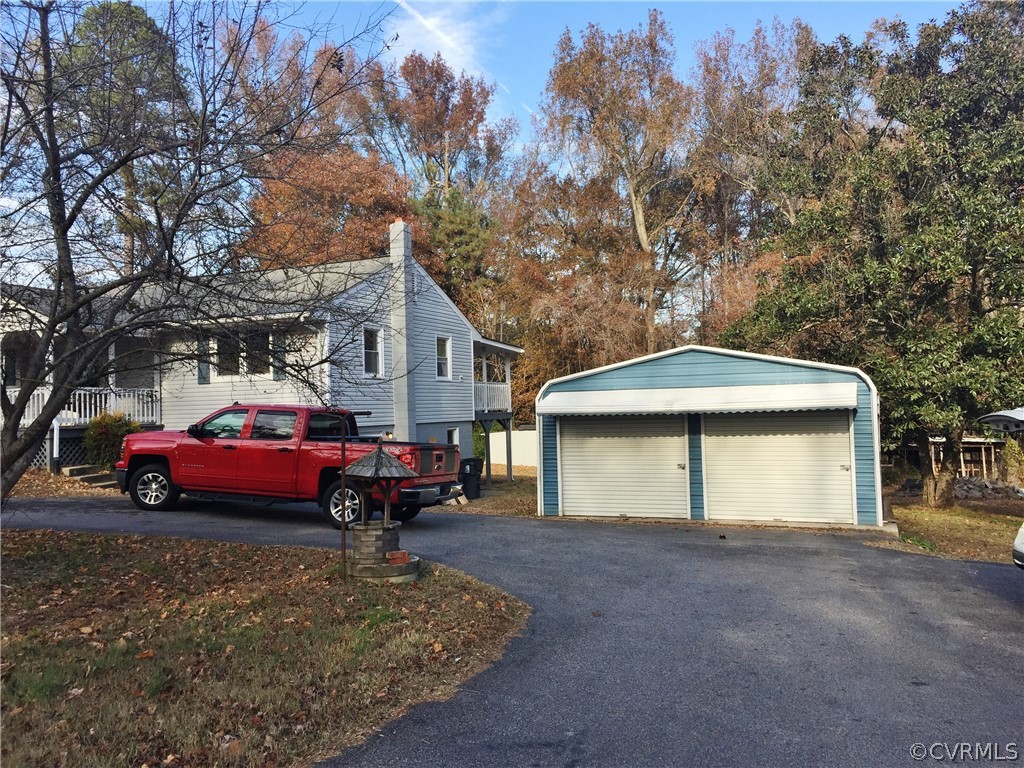 6810 Woodpecker Road Chesterfield, VA 23838 - Photo 2 of 16 Gallery Image 2