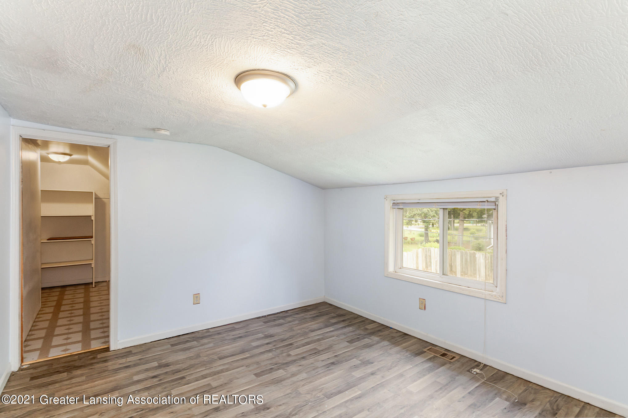 1345 Bennett Road Lansing, MI 48906 - Photo 16 of 23 15