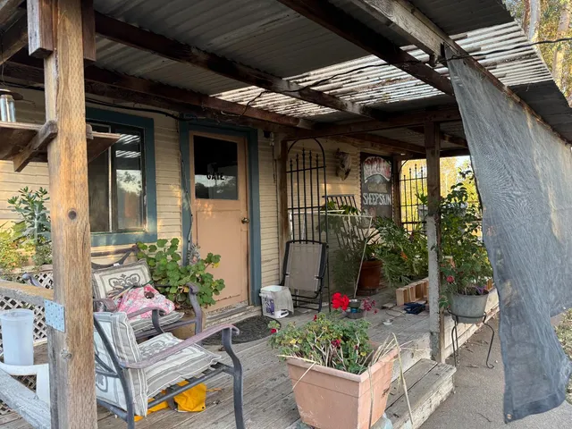 a view of walk in closet