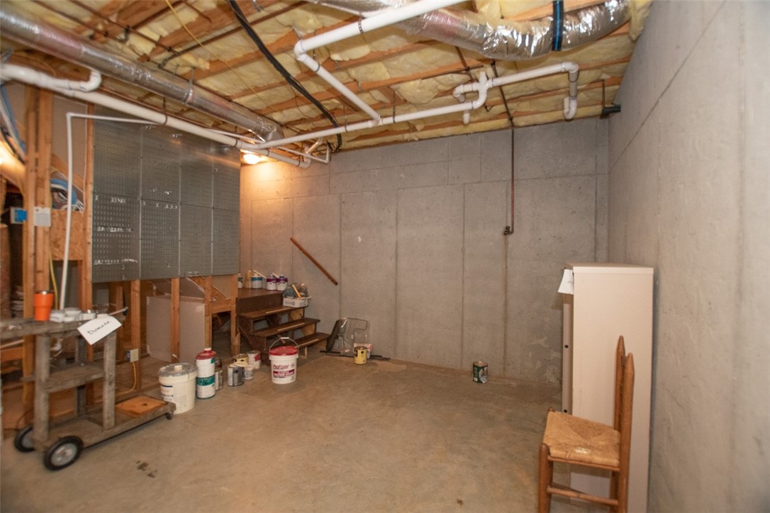 142 Fowler Road Anderson, SC 29625 - Photo 36 of 38 Workshop area in basement