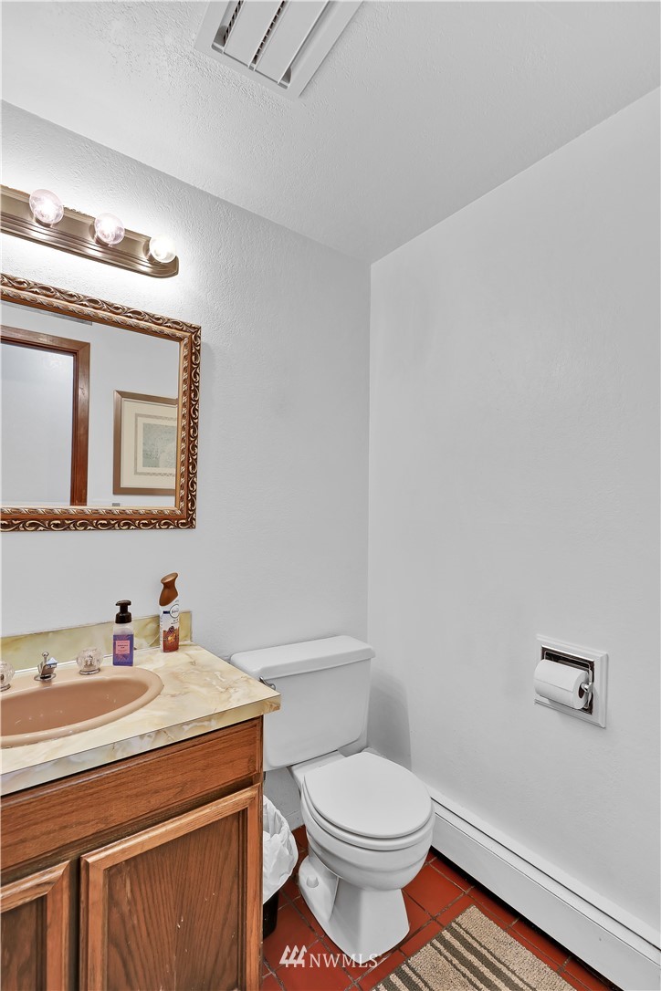 14912 Southeast 117th Avenue Renton, WA 98059 - Photo 22 of 32 Gallery Image 22